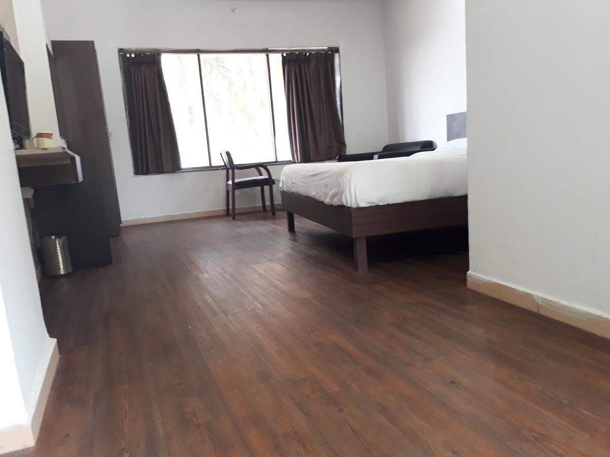 Hotel Sea Rock Villa Daman Ngoại thất bức ảnh