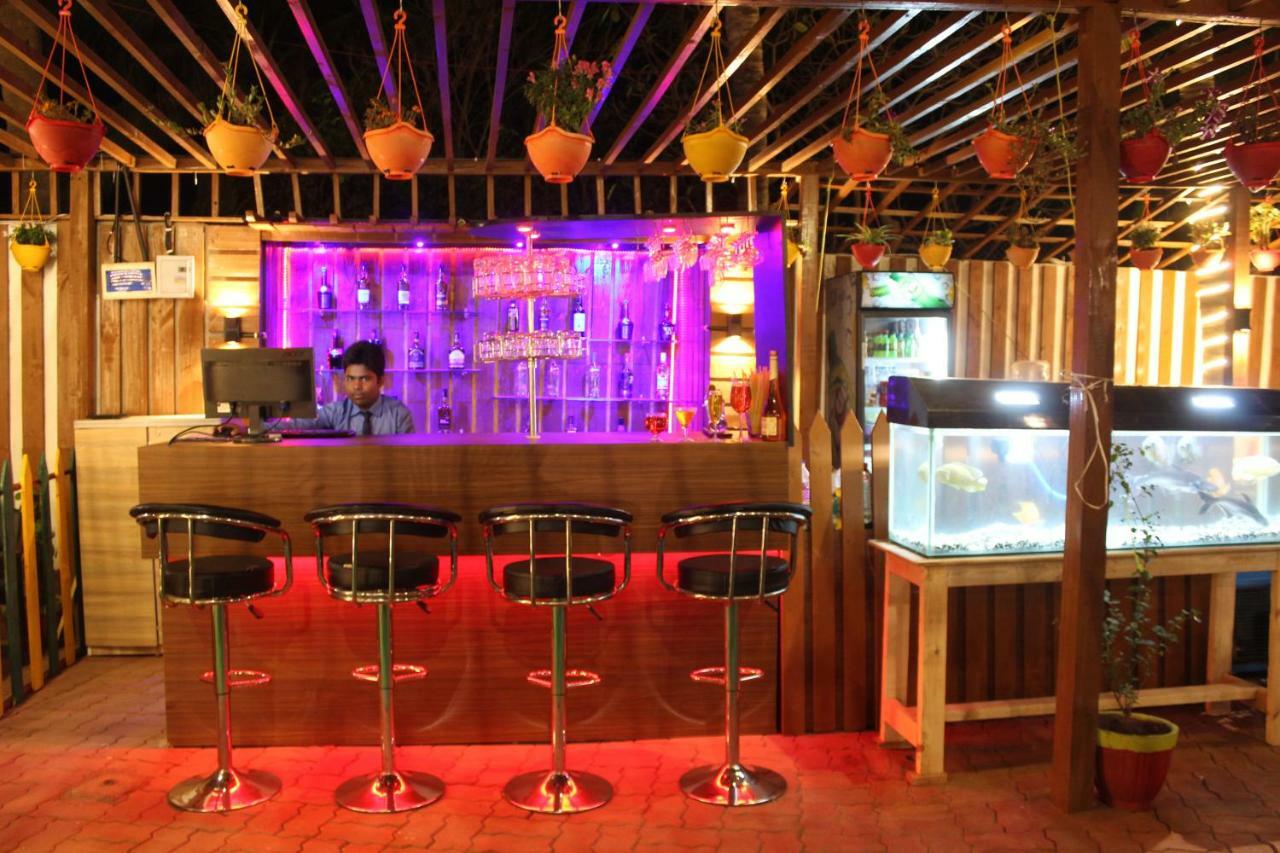 Hotel Sea Rock Villa Daman Ngoại thất bức ảnh