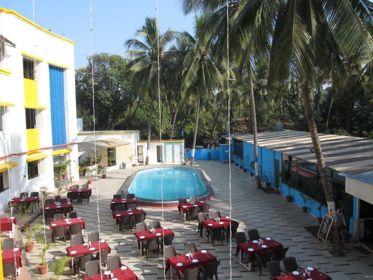 Hotel Sea Rock Villa Daman Ngoại thất bức ảnh