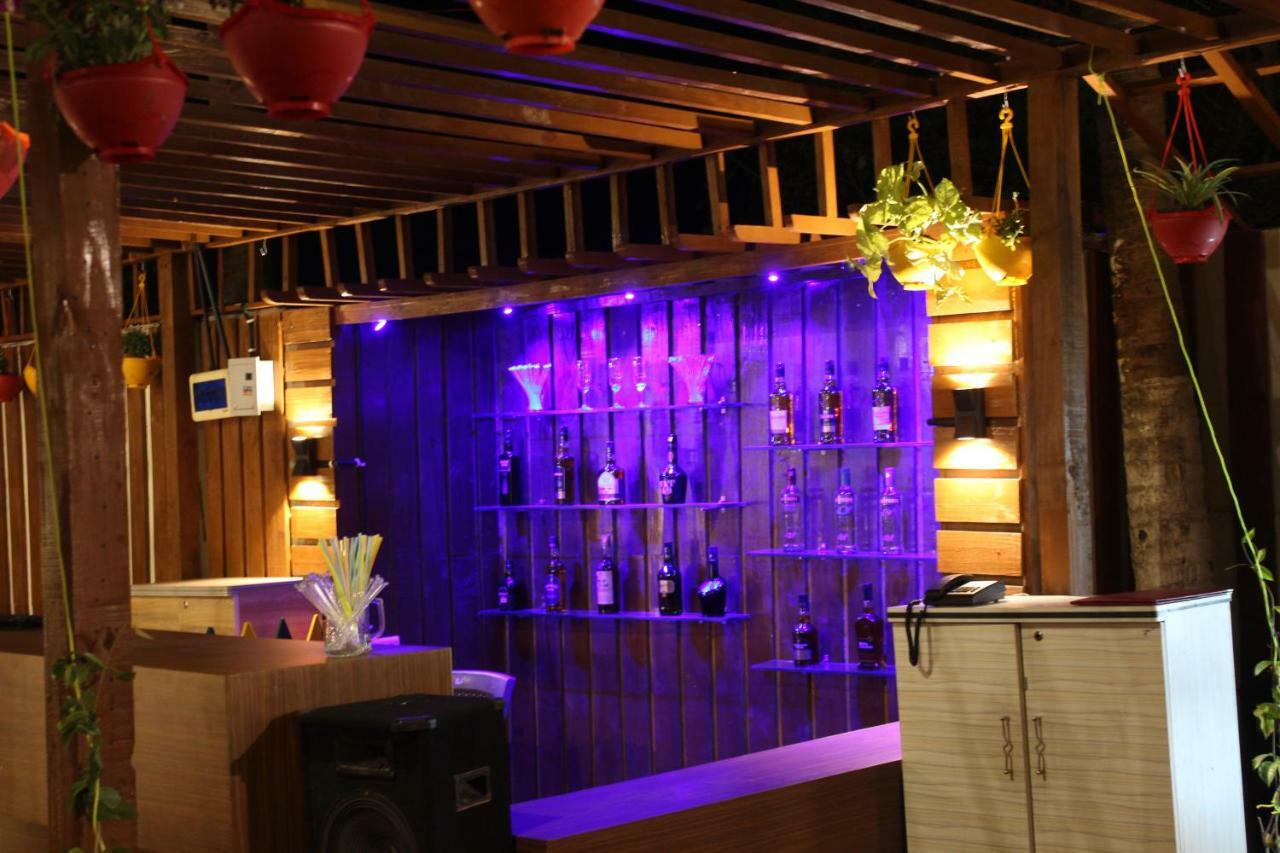 Hotel Sea Rock Villa Daman Ngoại thất bức ảnh