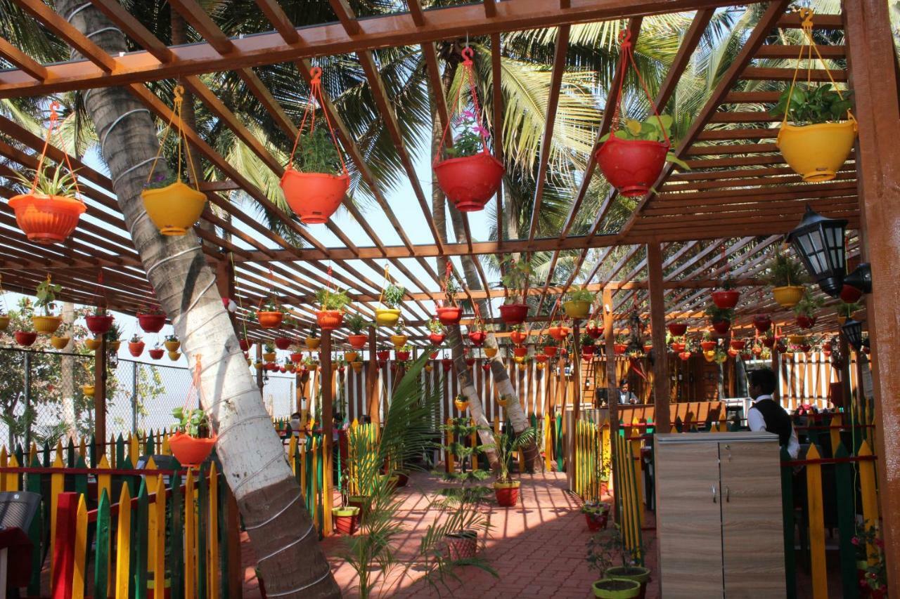 Hotel Sea Rock Villa Daman Ngoại thất bức ảnh
