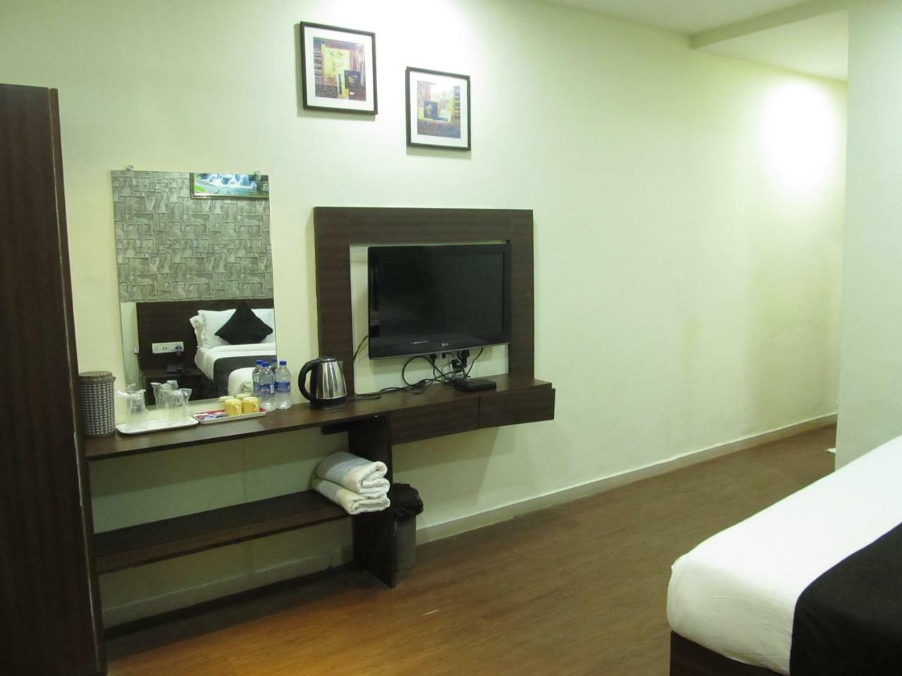 Hotel Sea Rock Villa Daman Ngoại thất bức ảnh