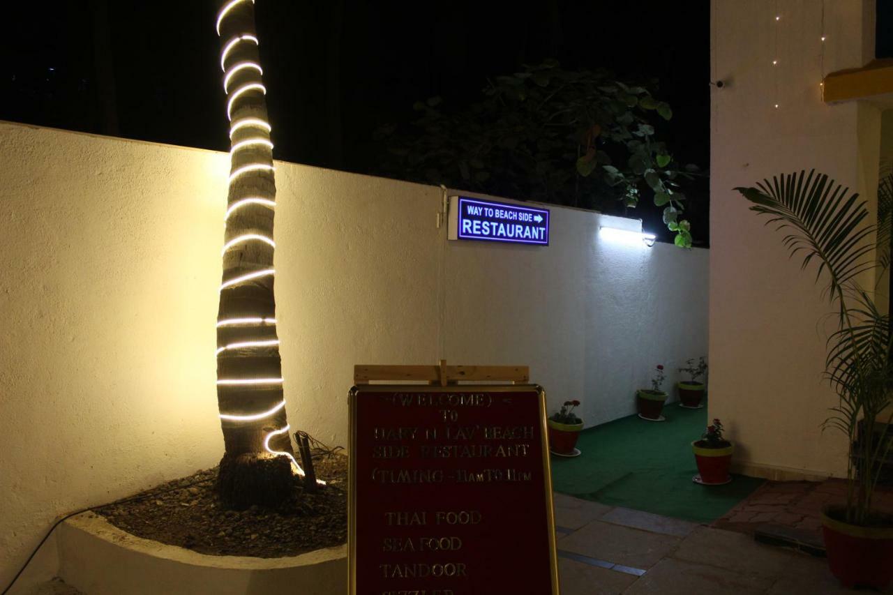 Hotel Sea Rock Villa Daman Ngoại thất bức ảnh